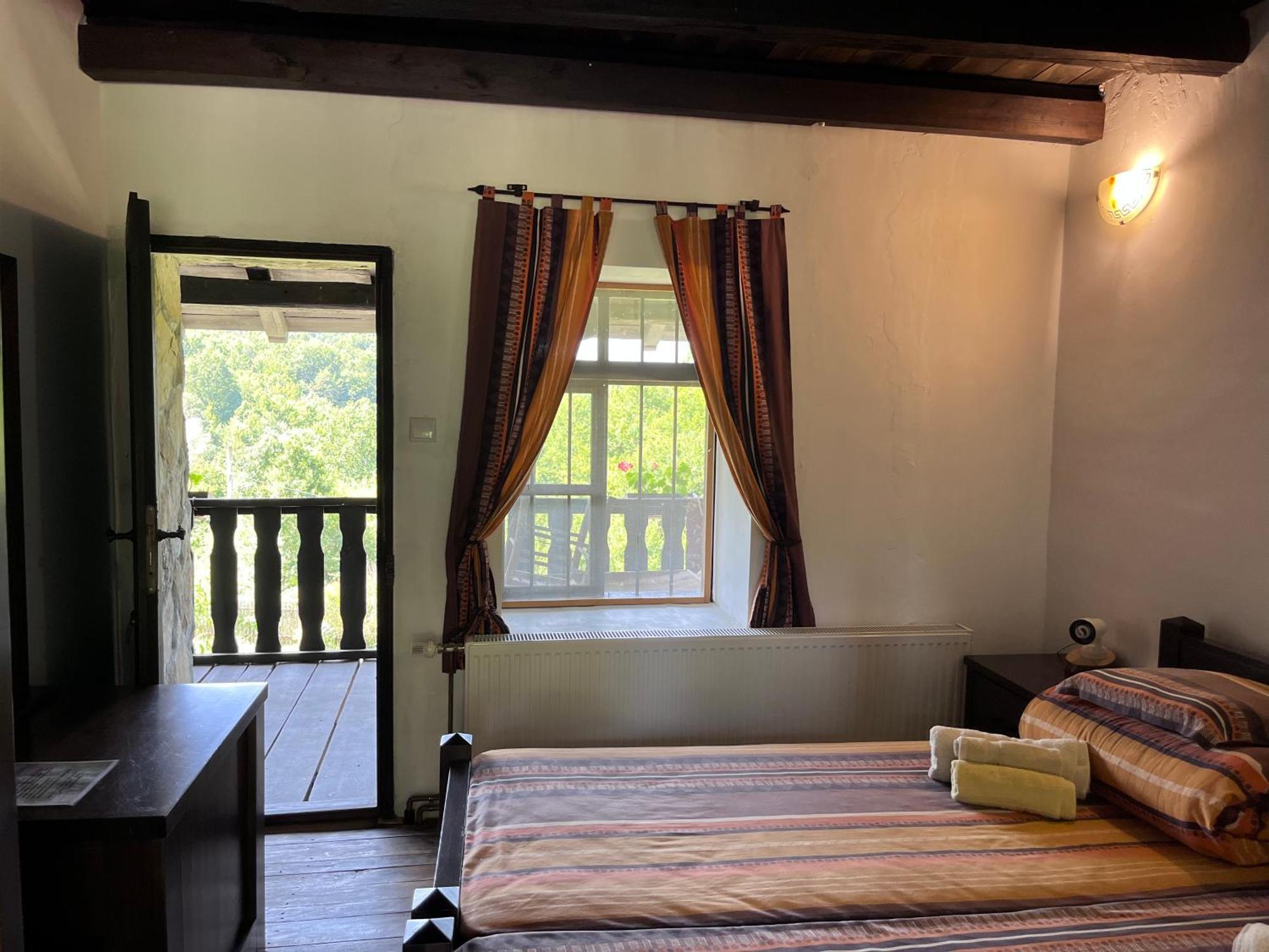 Agriturismo Hidden Paradise Villa Tryavna Bagian luar foto