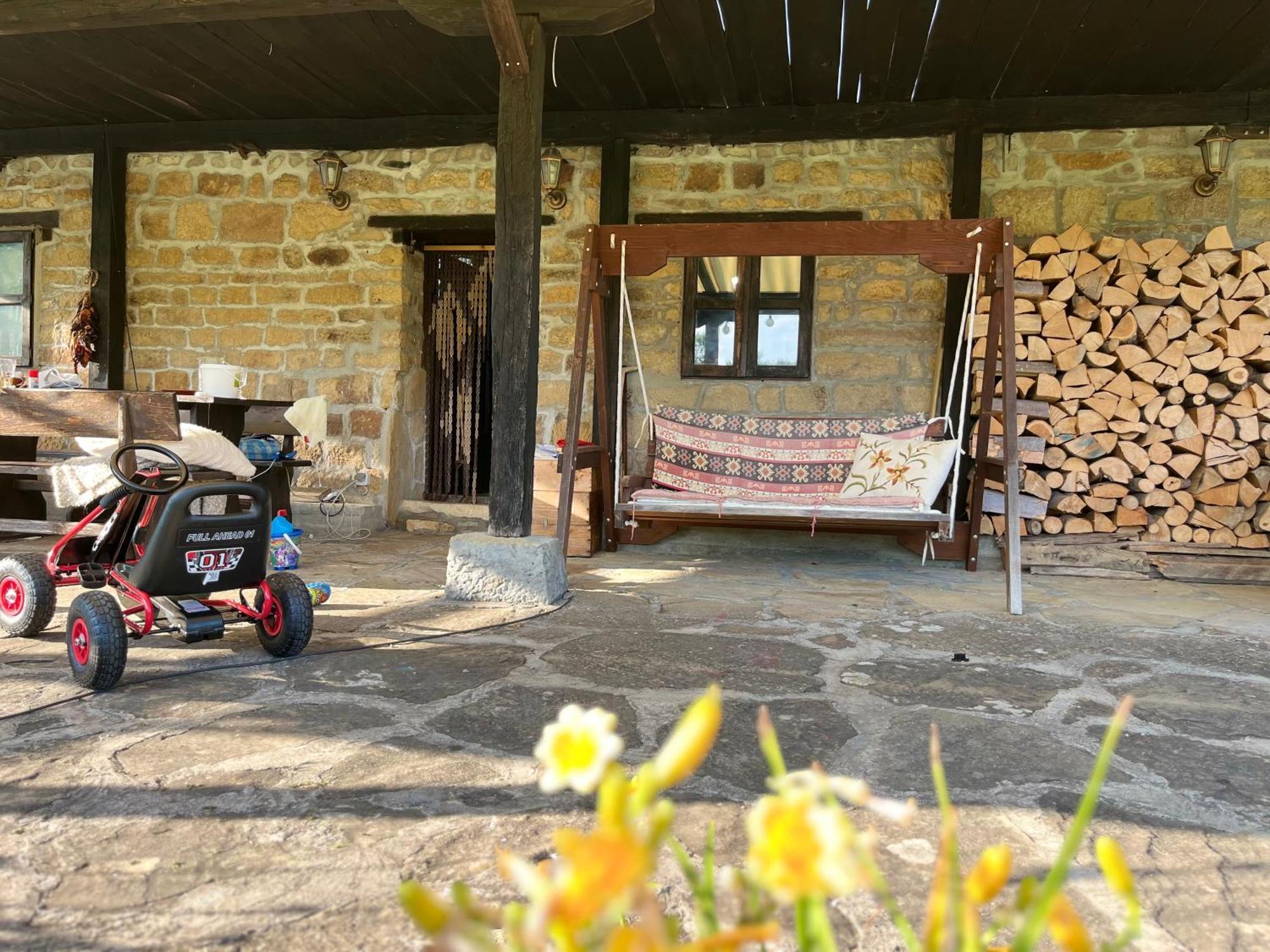 Agriturismo Hidden Paradise Villa Tryavna Bagian luar foto