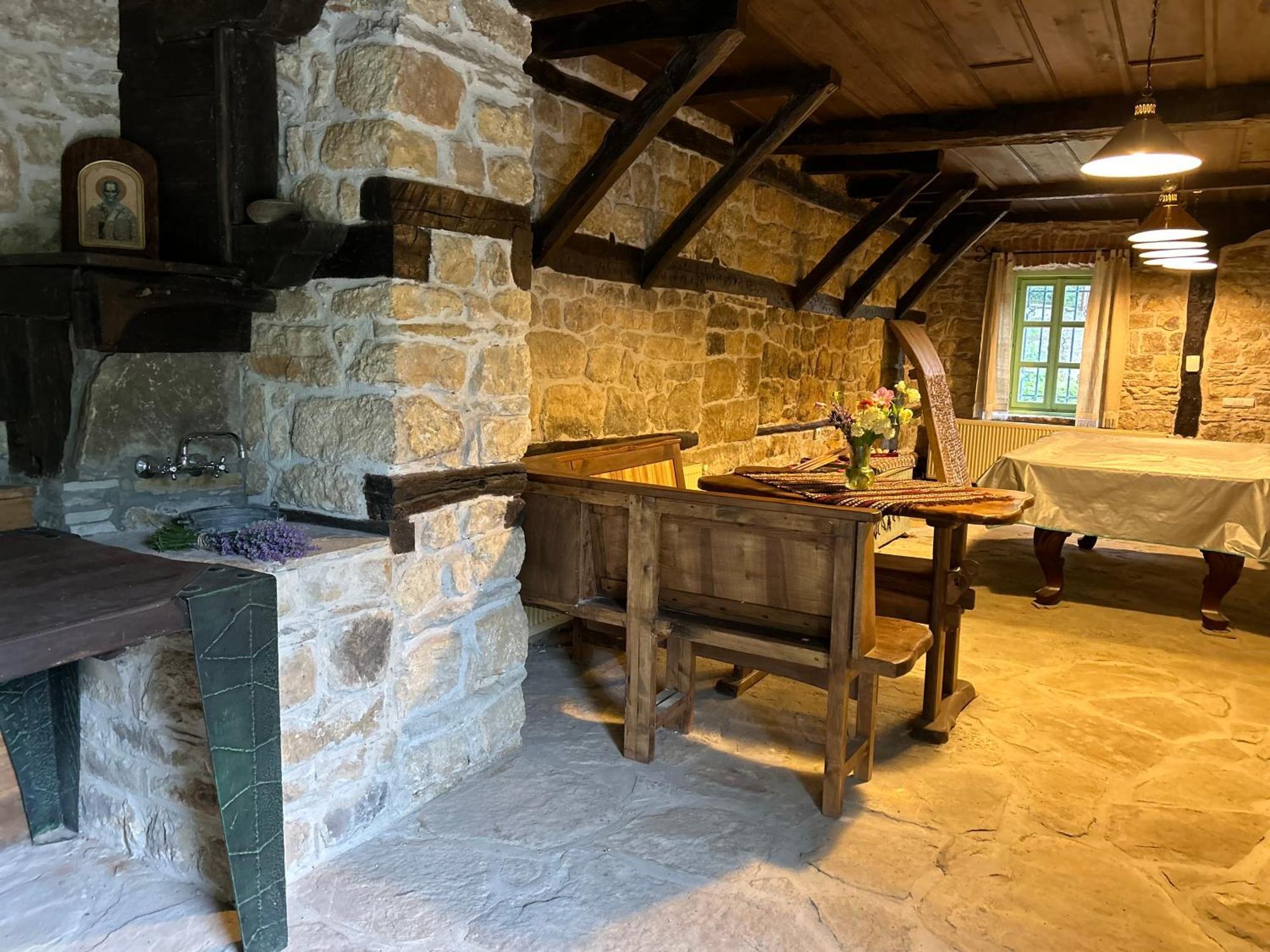 Agriturismo Hidden Paradise Villa Tryavna Bagian luar foto