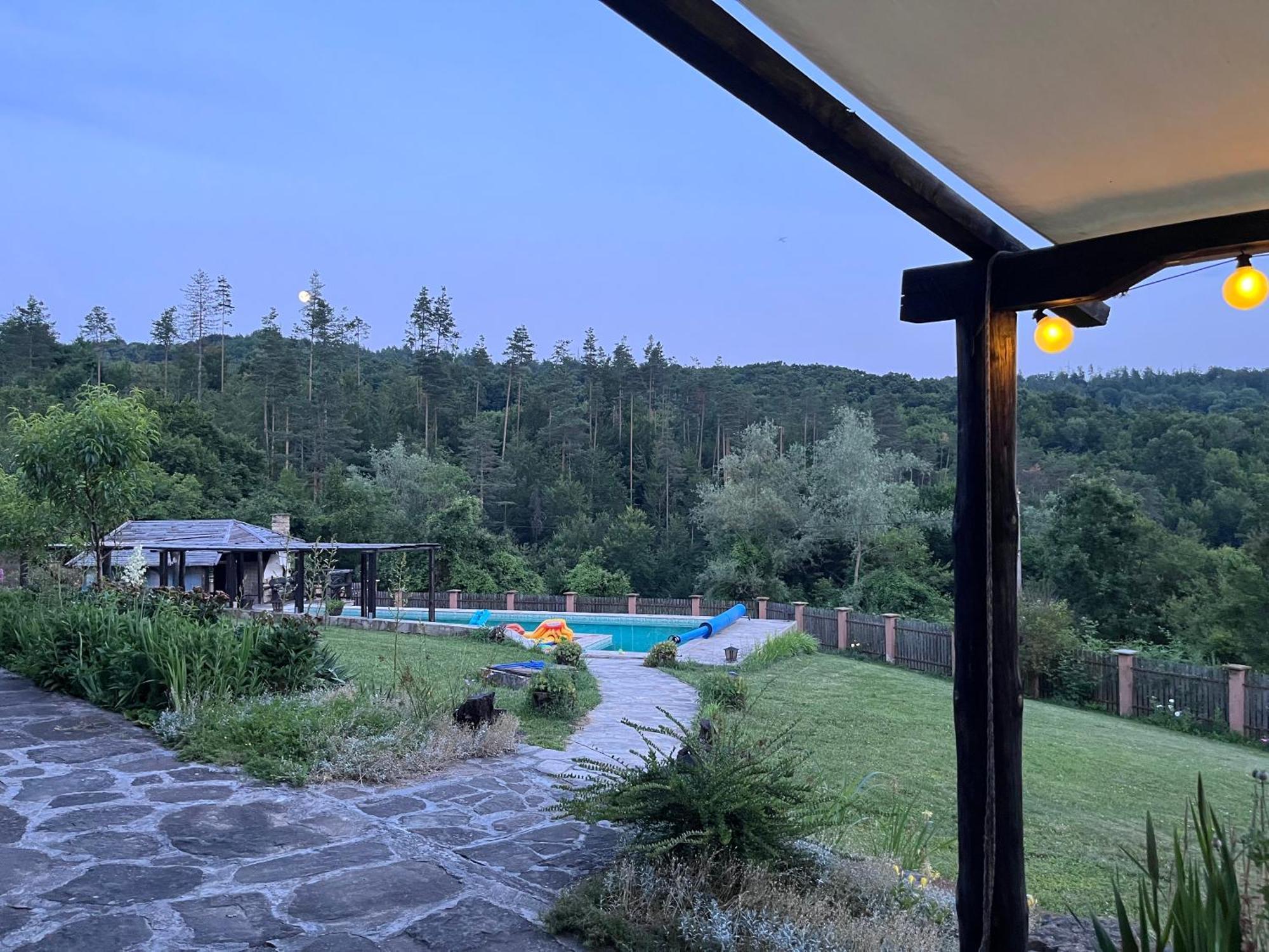 Agriturismo Hidden Paradise Villa Tryavna Bagian luar foto