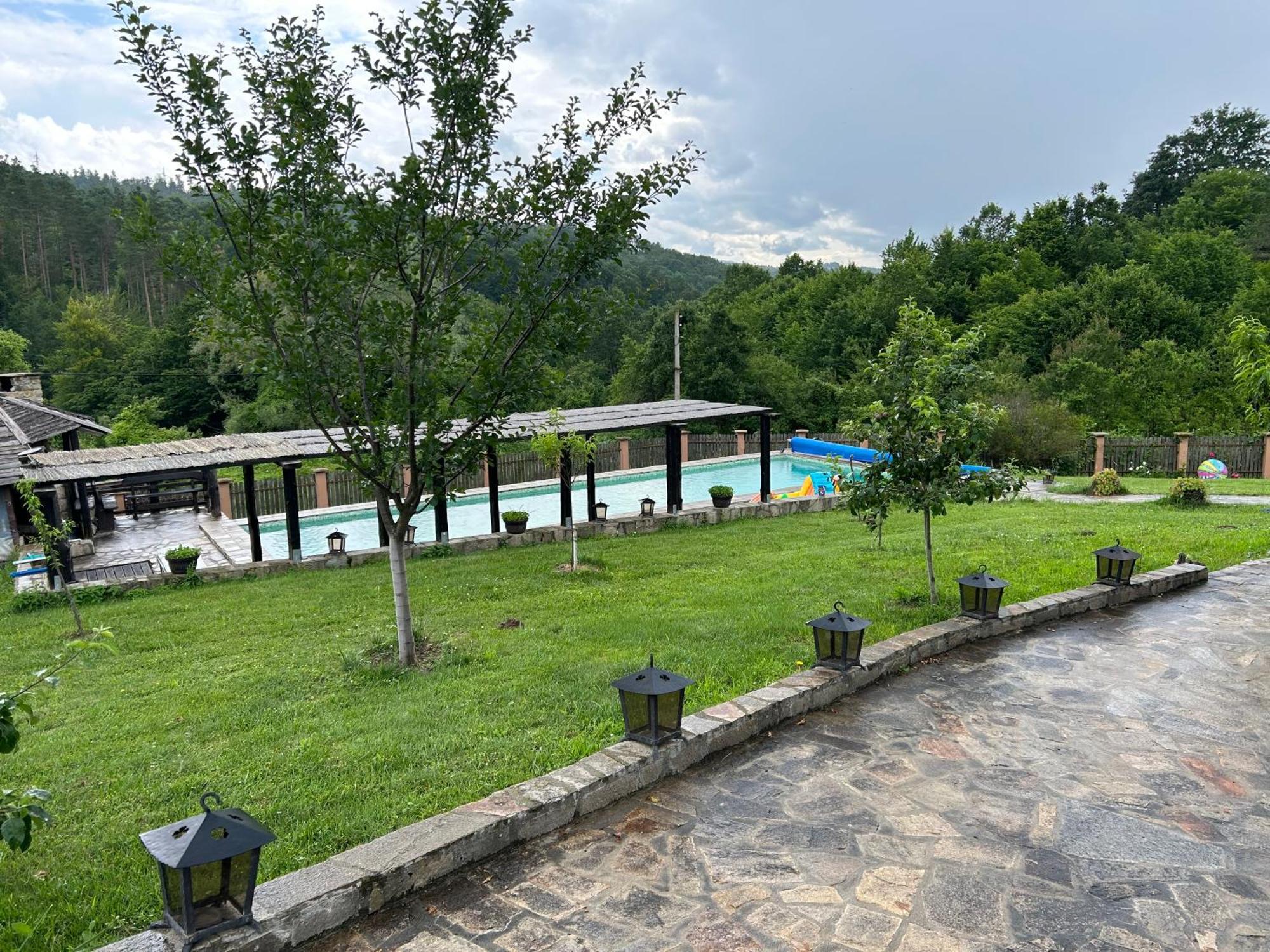 Agriturismo Hidden Paradise Villa Tryavna Bagian luar foto